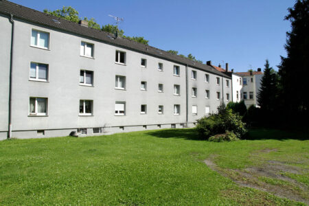 Gelsenkirchen <br />
Schemannastr. 31-35 <br />
18 Wohneinheiten und 9 Garagen